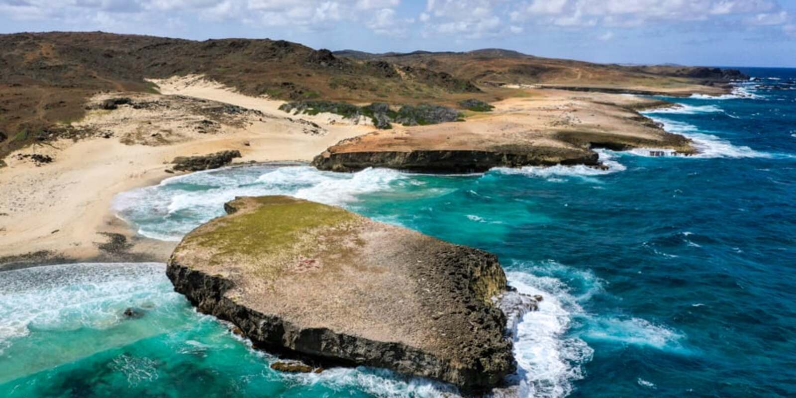 10 Best Family-Friendly Hikes in Aruba | Arikok National Park Trails