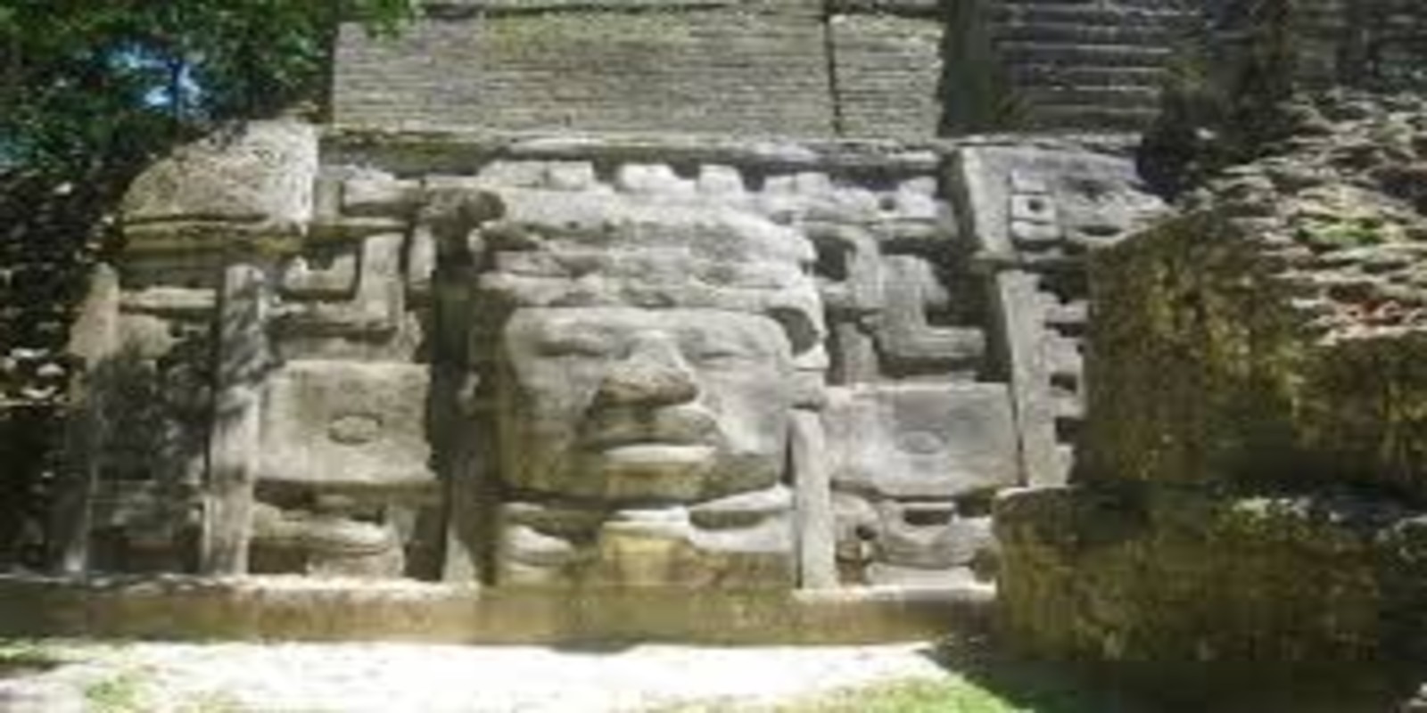 Lamanai Ruins Belize: Guide to the Mayan Mask Temple & Jungle River Trip