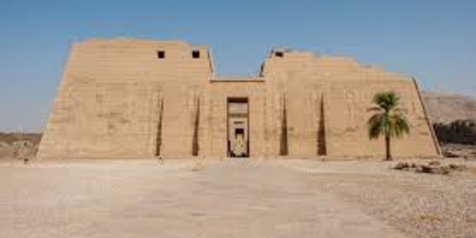 Medinet Habu Temple in Luxor: History, Highlights & Visitor Guide