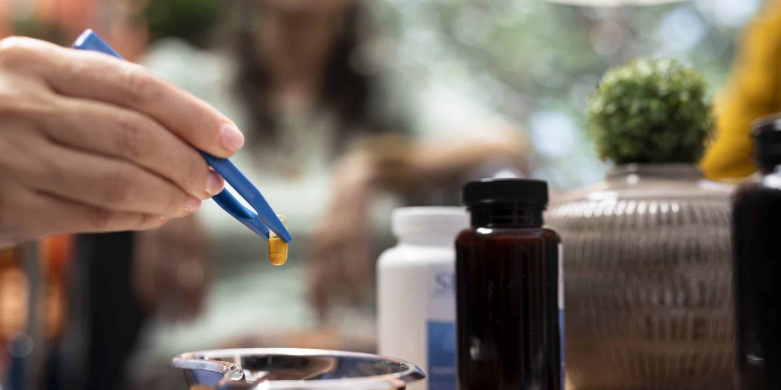 Medication Management in Dubai: How Home Nursing Makes It Easier