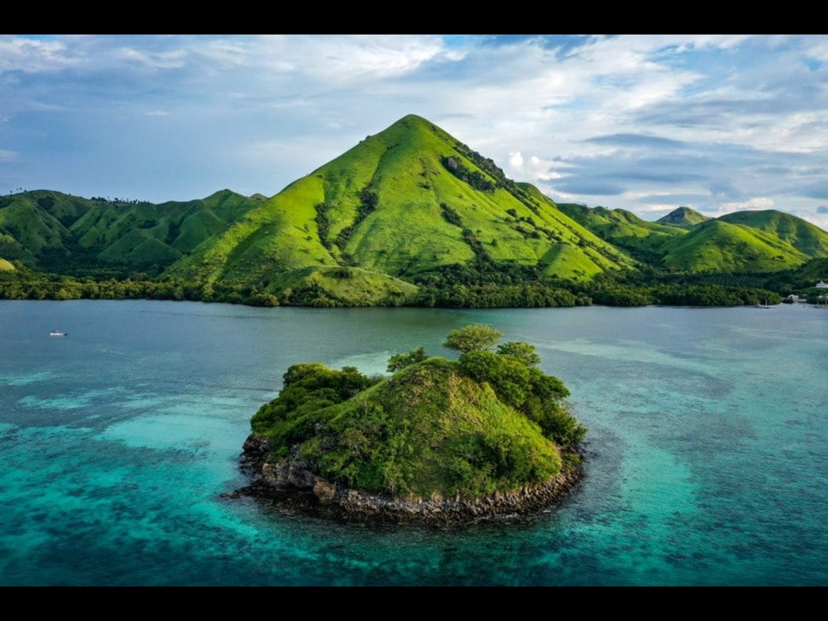 12 Day Flores Road Trip Itinerary: Best Thing to Do & See