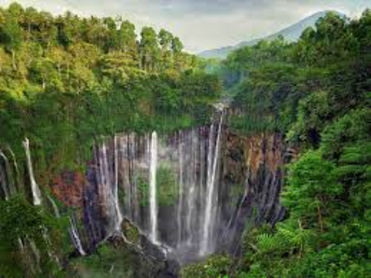 Tumpak Sewu Waterfall Guide: Thousand Falls Of East Java