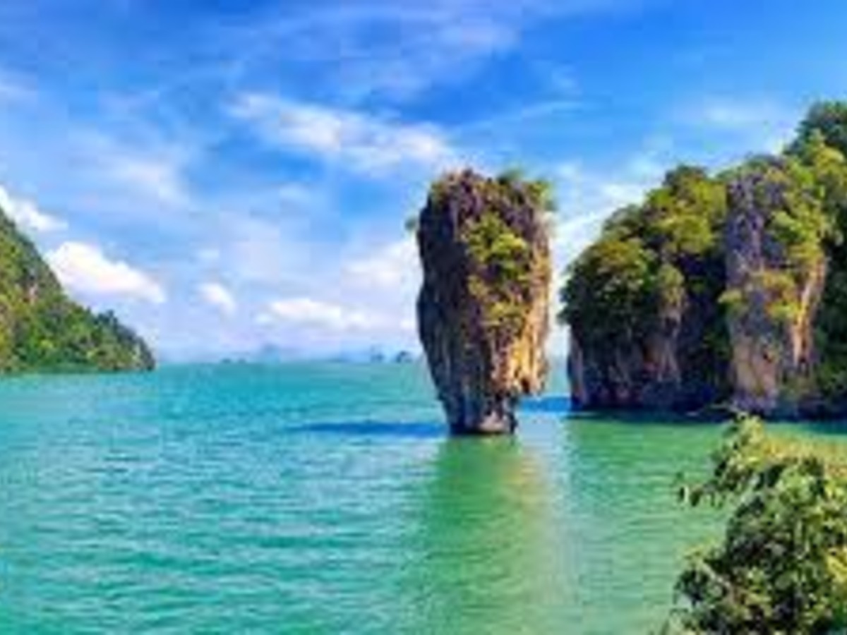 James Bond Island Guide: How to Visit Phang Nga Bay in Thailand