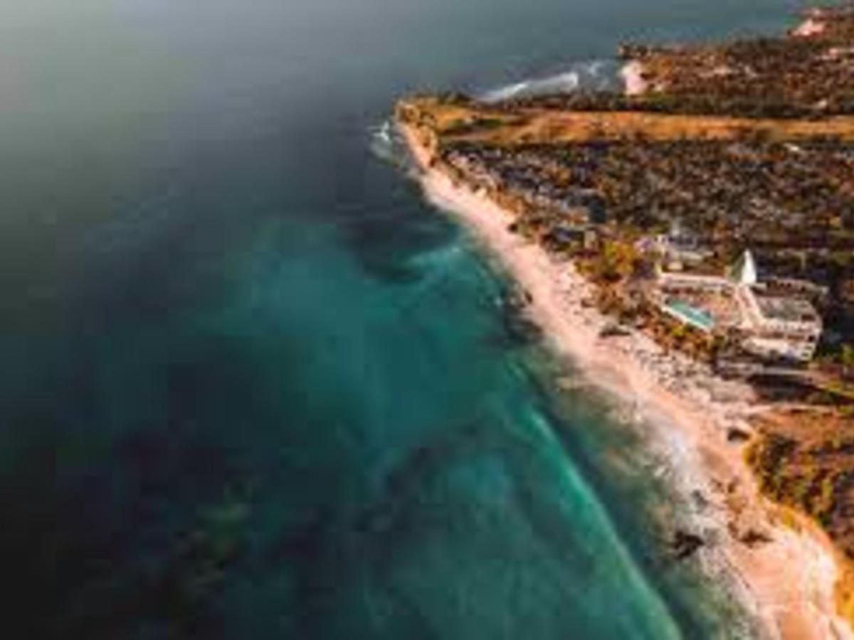 14 Best Beaches in Uluwatu: Bali’s Most Stunning Coastal Spots