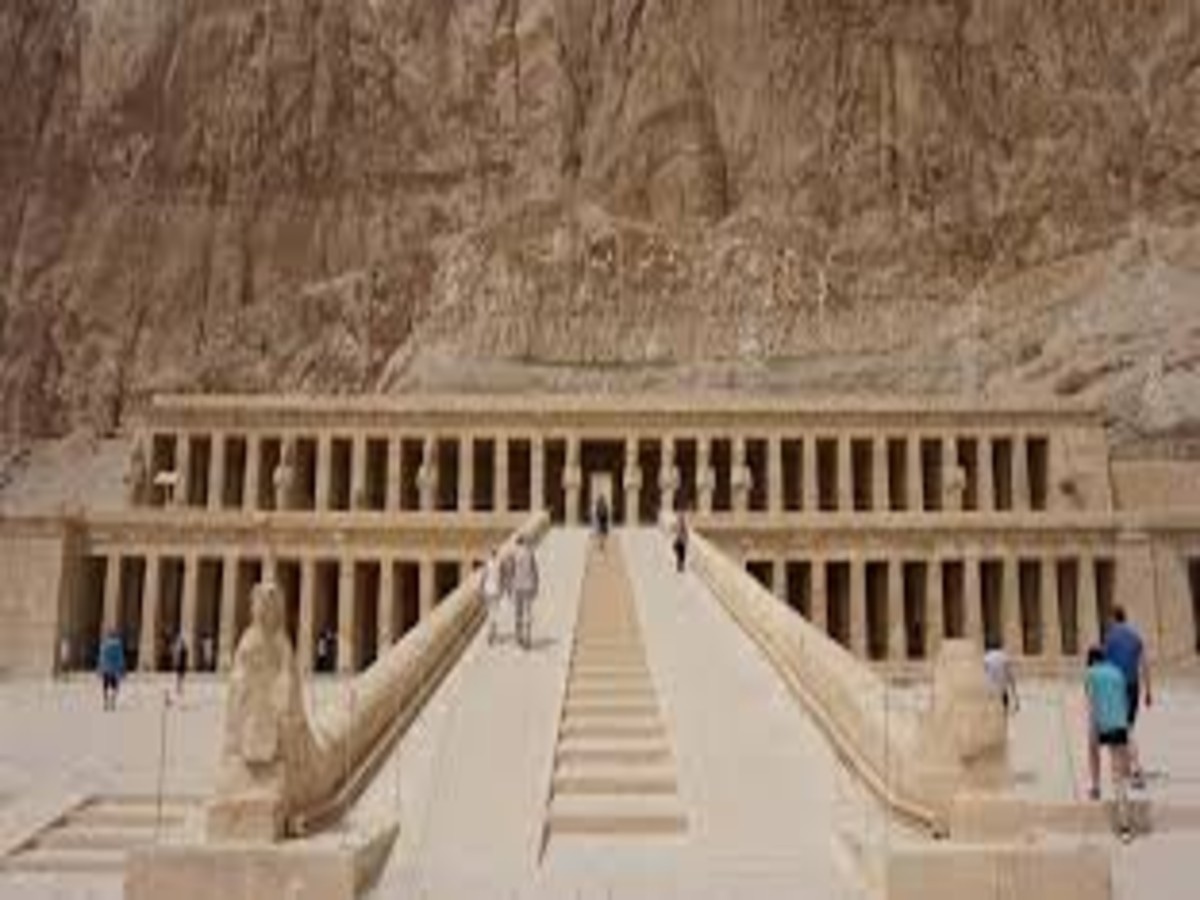 Queen Hatshepsut Temple Luxor Guide: History, Tickets & How to Visit