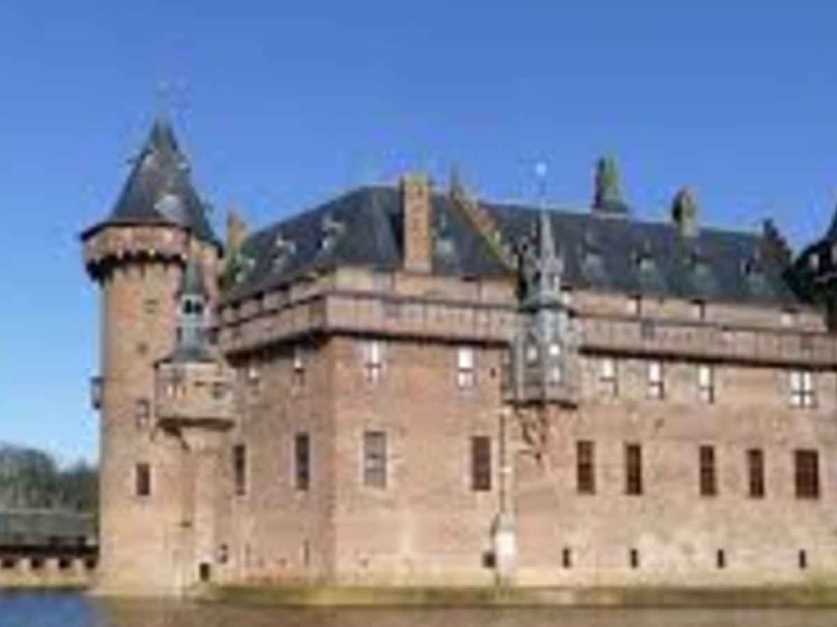 Castle De Haar Netherlands: Visit, Tickets & Travel Guide