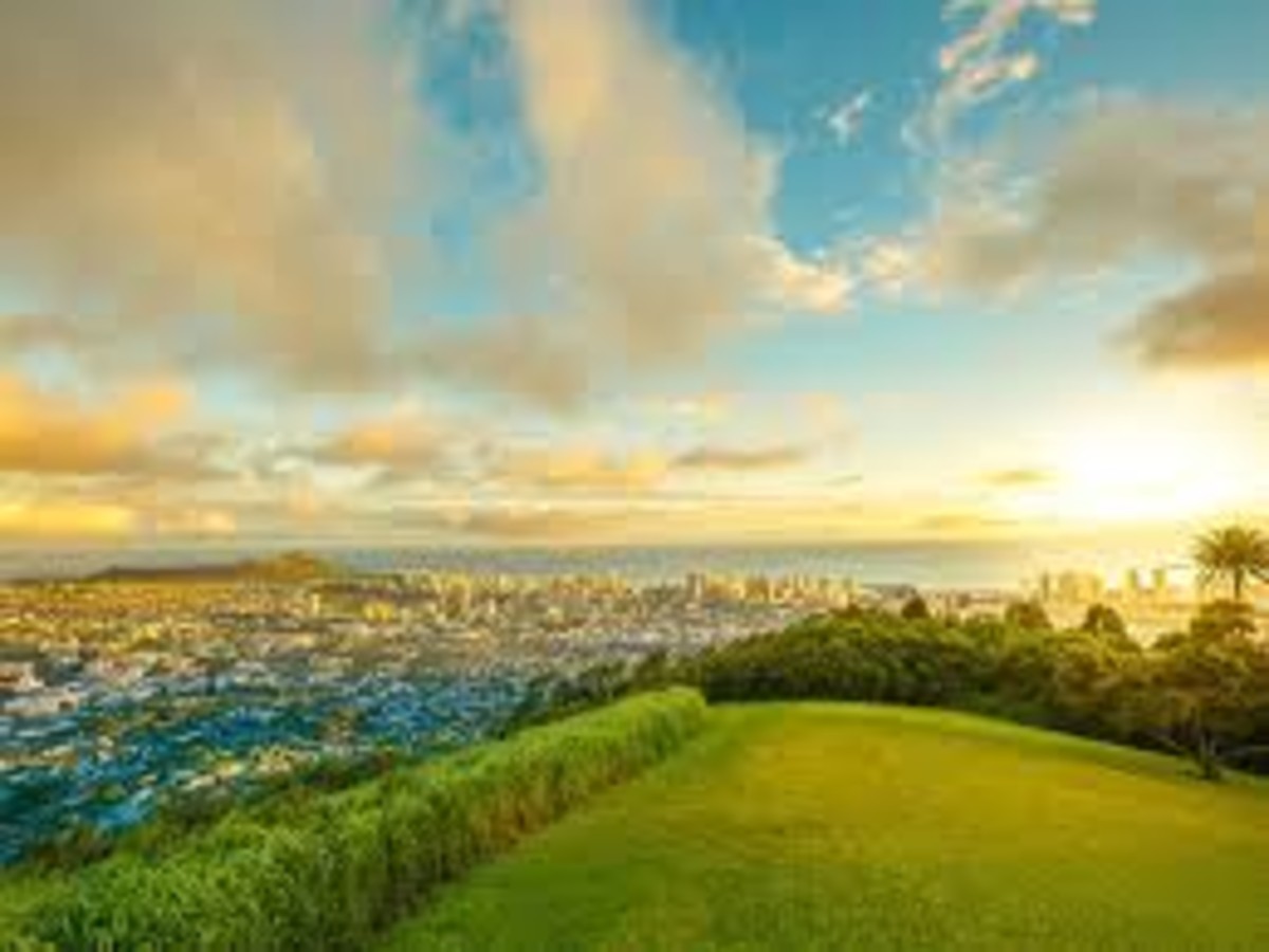 Tantalus Lookout Honolulu Hawaii: Sunset Views & Easy Hike Guide